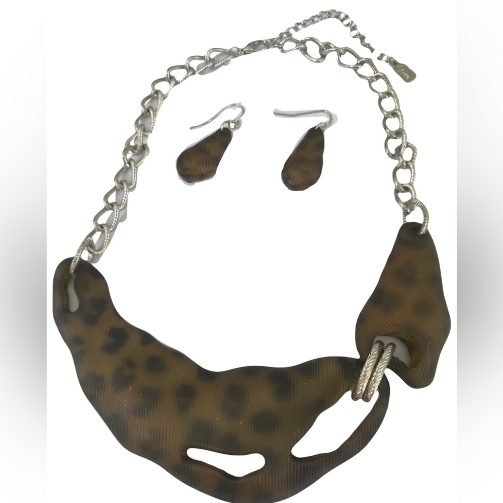Leopard bib chocker breastplate collar acrylic wild animal print necklace set